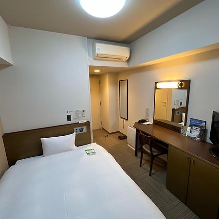 Hotel Route-Inn Uozu Экстерьер фото